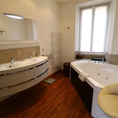 Luxury 1 Bedroom Quai St Pierre 2 Mins From The Palais & Croisette 269 * Cannes